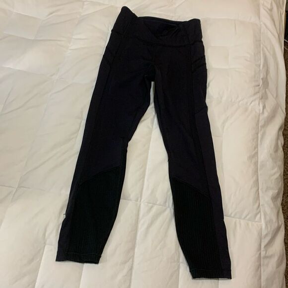 ATHLETA, yoga, vitality rib 7/8 tight, great condition - Picture 1 of 14
